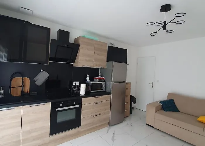 Evr!ca - 1 Place Parking Gratuit Le Perrier